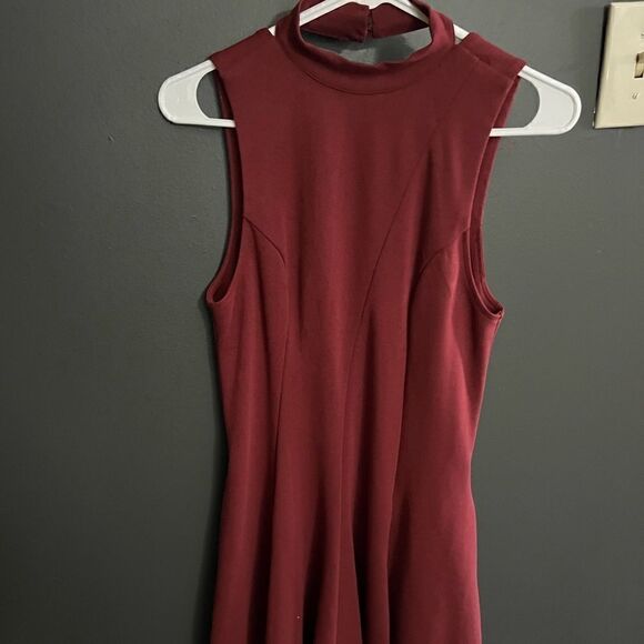 Free People Mock Neck Sleevless Skater Dress Burgandy Size L, Fits Like a XS - Picture 3 of 13